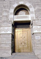 Masjid al Haram door